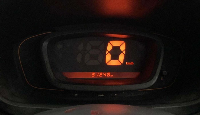 2016 Renault Kwid RXL, Petrol, Manual, 31,226 km, Odometer Image