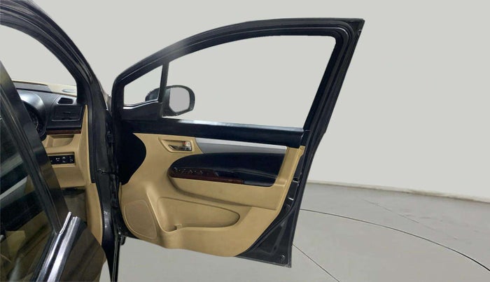 2016 Maruti Ertiga VXI CNG, CNG, Manual, 15,185 km, RHS Front Door