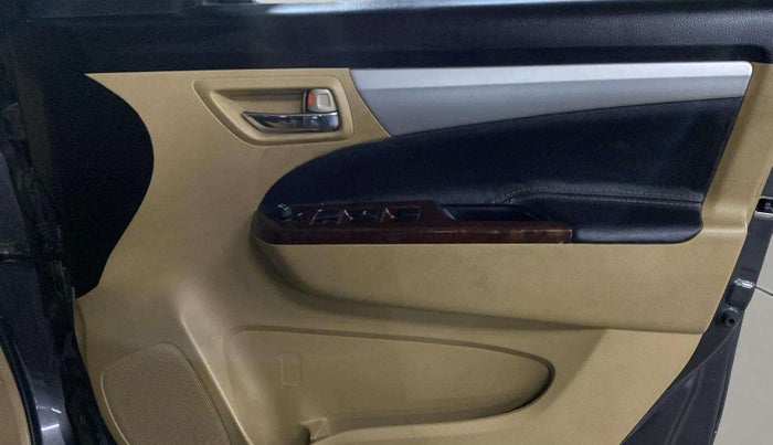 2016 Maruti Ertiga VXI CNG, CNG, Manual, 15,185 km, Driver Side Door Panels Control