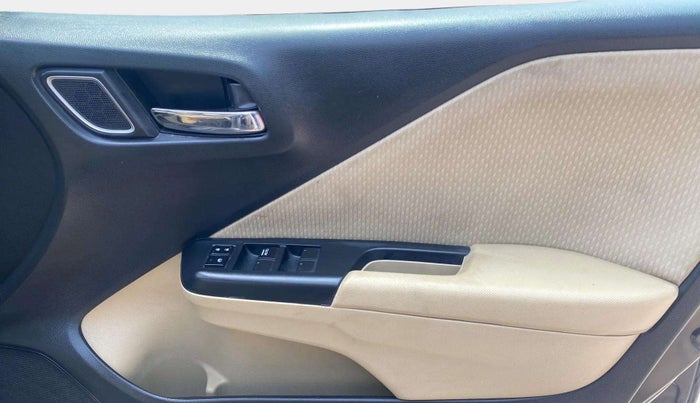 2019 Honda City 1.5L I-VTE V CVT, Petrol, Automatic, 55,251 km, Driver Side Door Panels Control