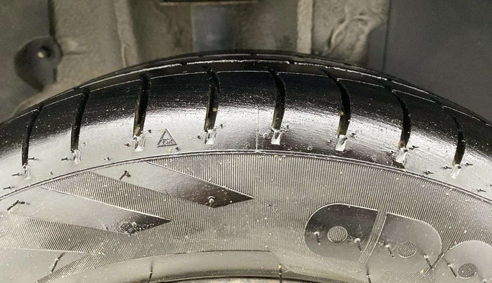 2018 Tata TIGOR XT PETROL, Petrol, Manual, 62,309 km, Right Rear Tyre Tread