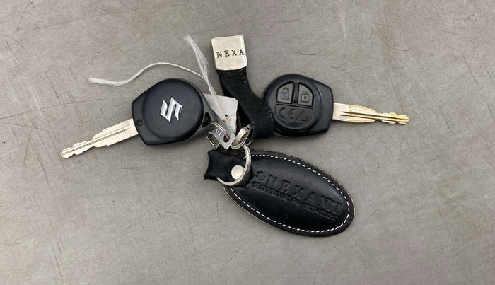 2021 Maruti Ciaz SIGMA 1.5 SHVS MT  PETROL, Petrol, Manual, 34,731 km, Key Close Up