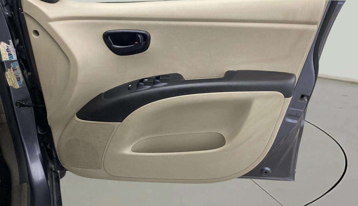 2014 Hyundai i10 MAGNA 1.1, Petrol, Manual, 75,751 km, Driver Side Door Panels Control