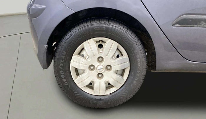 2014 Hyundai i10 MAGNA 1.1, Petrol, Manual, 75,751 km, Right Rear Wheel