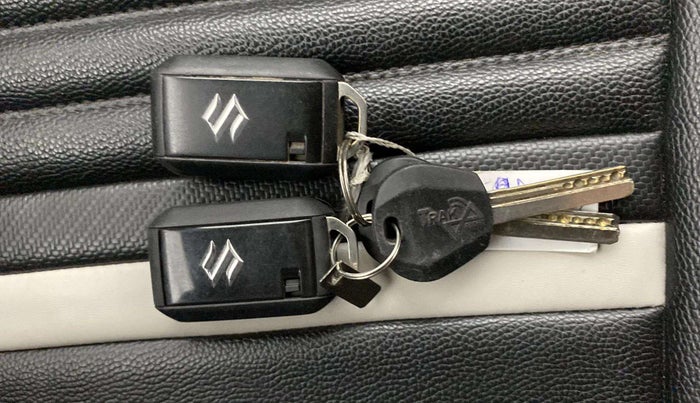 2021 Maruti Baleno ZETA PETROL 1.2, Petrol, Manual, 62,758 km, Key Close Up