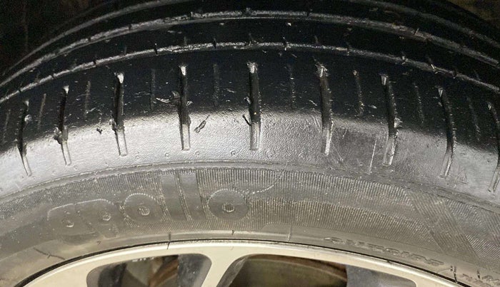 2021 Maruti Baleno ZETA PETROL 1.2, Petrol, Manual, 62,758 km, Left Rear Tyre Tread