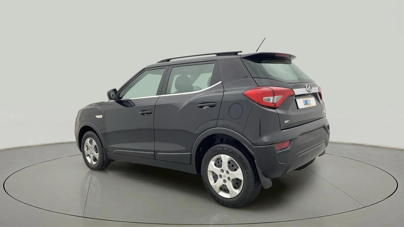 2019 Mahindra XUV300 W6 1.5 DIESEL, Diesel, Manual, 39,545 km, Left Back Diagonal