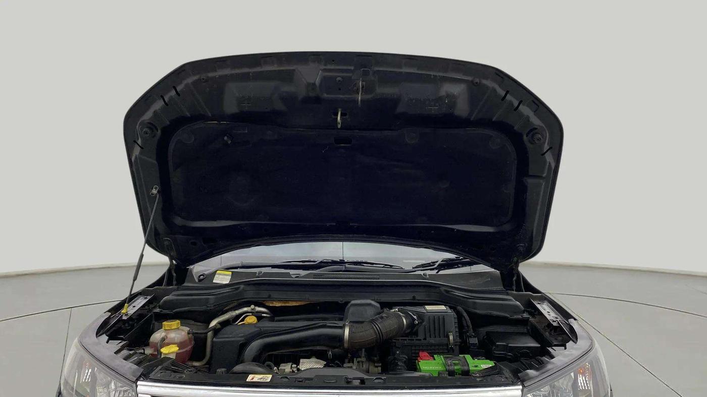 2019 Mahindra XUV300 W6 1.5 DIESEL, Diesel, Manual, 39,545 km, Open Bonet