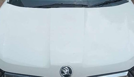2021 Skoda KUSHAQ AMBITION 1.0L TSI MT, Petrol, Manual, 38,855 km, Bonnet (hood) - Minor scratches
