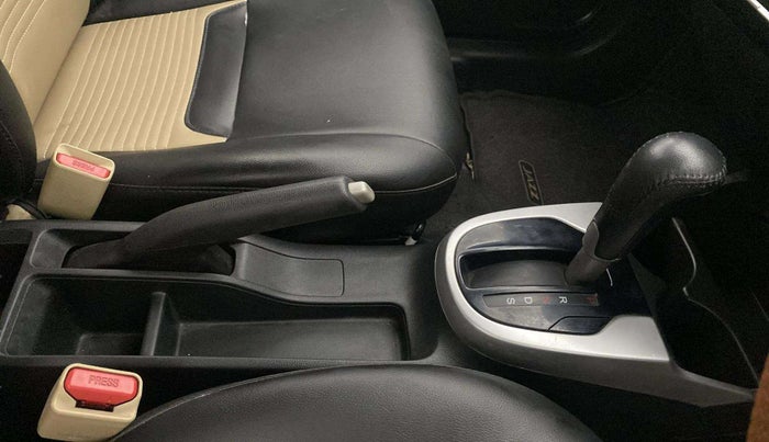 2016 Honda Jazz 1.2L I-VTEC V AT, Petrol, Automatic, 48,718 km, Gear Lever