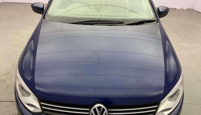 2013 Volkswagen Vento COMFORTLINE DIESEL 1.6, Diesel, Manual, 61,770 km, Bonnet (hood) - Paint has minor damage