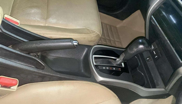 2017 Honda City 1.5L I-VTEC ZX CVT, Petrol, Automatic, 43,232 km, Gear Lever