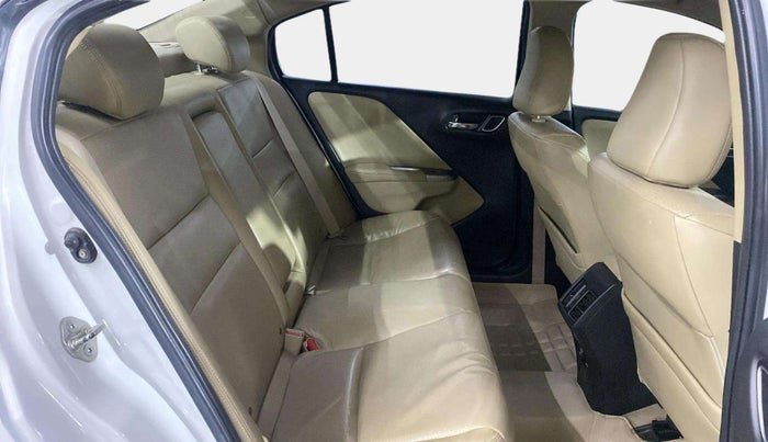 2017 Honda City 1.5L I-VTEC ZX CVT, Petrol, Automatic, 43,232 km, Right Side Rear Door Cabin