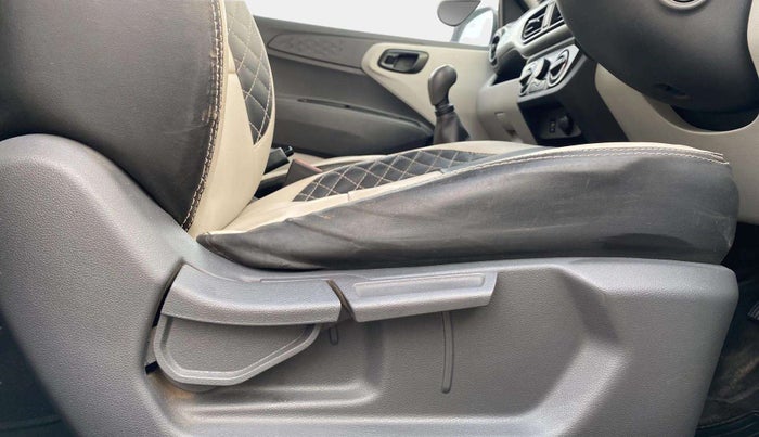 2021 Hyundai GRAND I10 NIOS MAGNA 1.2 KAPPA VTVT, Petrol, Manual, 52,122 km, Driver Side Adjustment Panel