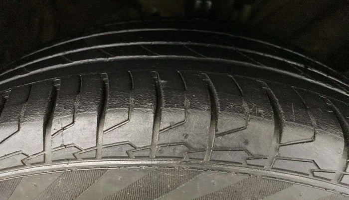 2021 KIA SELTOS GTX PLUS 1.4 PETROL, Petrol, Manual, 30,601 km, Right Front Tyre Tread