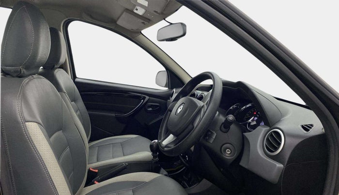 2017 Renault Duster 110 PS RXS SANDSTORM EDITION DIESEL, Diesel, Manual, 58,376 km, Right Side Front Door Cabin