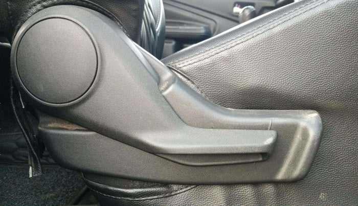 2022 Maruti Celerio ZXI, Petrol, Manual, 25,953 km, Driver Side Adjustment Panel