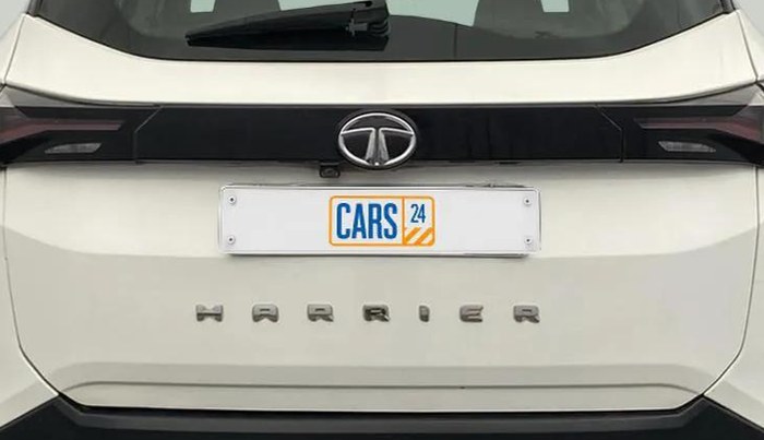 2020 Tata Harrier XZA PLUS 2.0L DUAL TONE, Diesel, Automatic, 92,866 km, Dicky (Boot door) - Minor scratches