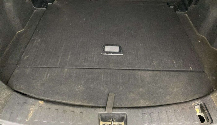 2020 Tata Harrier XZA PLUS 2.0L DUAL TONE, Diesel, Automatic, 92,866 km, Boot Inside
