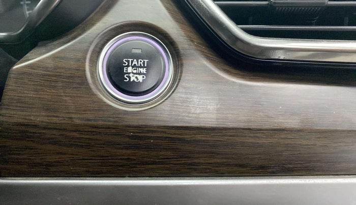 2020 Tata Harrier XZA PLUS 2.0L DUAL TONE, Diesel, Automatic, 92,866 km, Keyless Start/ Stop Button