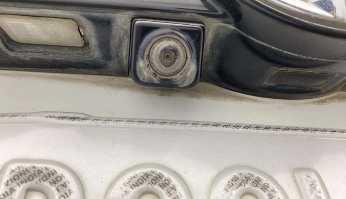 2020 Tata Harrier XZA PLUS 2.0L DUAL TONE, Diesel, Automatic, 92,866 km, Parking Camera