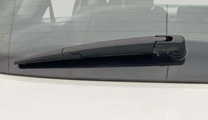 2020 Tata Harrier XZA PLUS 2.0L DUAL TONE, Diesel, Automatic, 92,866 km, Rear Wiper