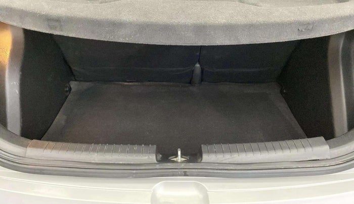 2015 Hyundai Elite i20 ASTA 1.2, Petrol, Manual, 72,428 km, Boot Inside