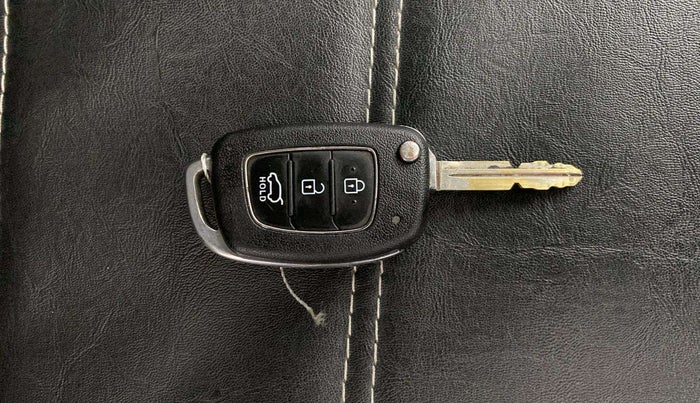 2021 Hyundai Creta E 1.5 PETROL, Petrol, Manual, 34,934 km, Key Close Up
