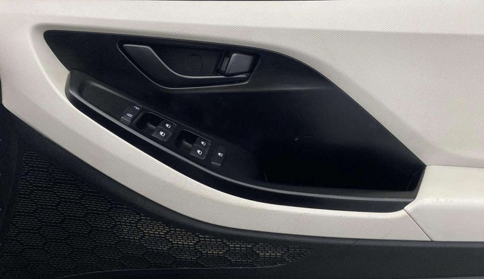 2021 Hyundai Creta E 1.5 PETROL, Petrol, Manual, 34,934 km, Driver Side Door Panels Control