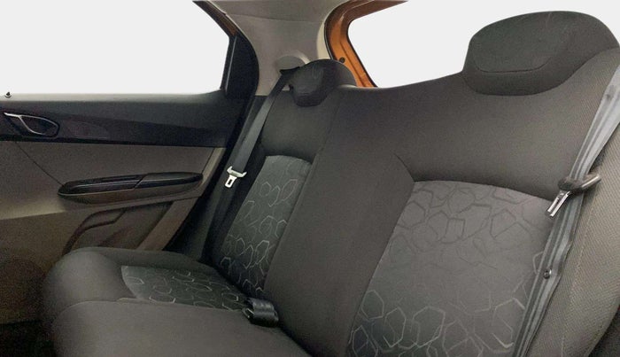 2016 Tata Tiago XT PETROL, Petrol, Manual, 58,707 km, Right Side Rear Door Cabin