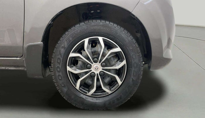 2015 Maruti Alto 800 LXI, Petrol, Manual, 32,841 km, Right Front Wheel