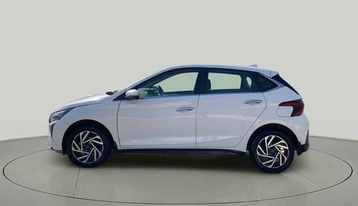 2024 Hyundai NEW I20 ASTA (O) 1.2 MT, Petrol, Manual, 9,605 km, Left Side