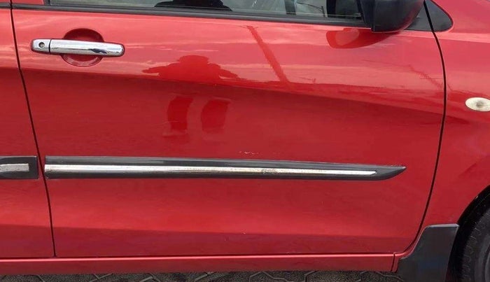 2017 Maruti Celerio VXI, Petrol, Manual, 69,071 km, Driver-side door - Minor scratches