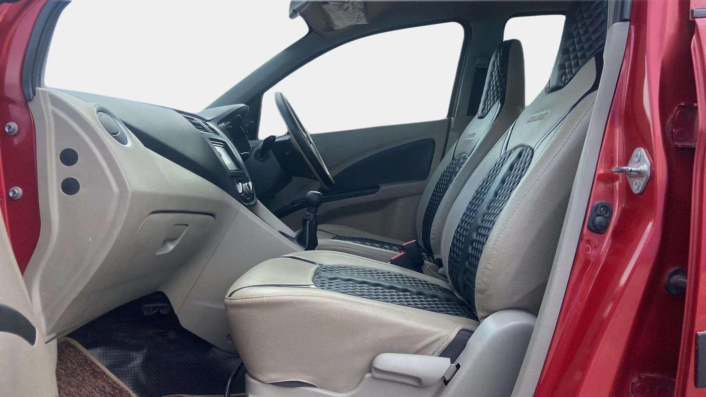 2017 Maruti Celerio VXI, Petrol, Manual, 69,106 km, Right Side Front Door Cabin