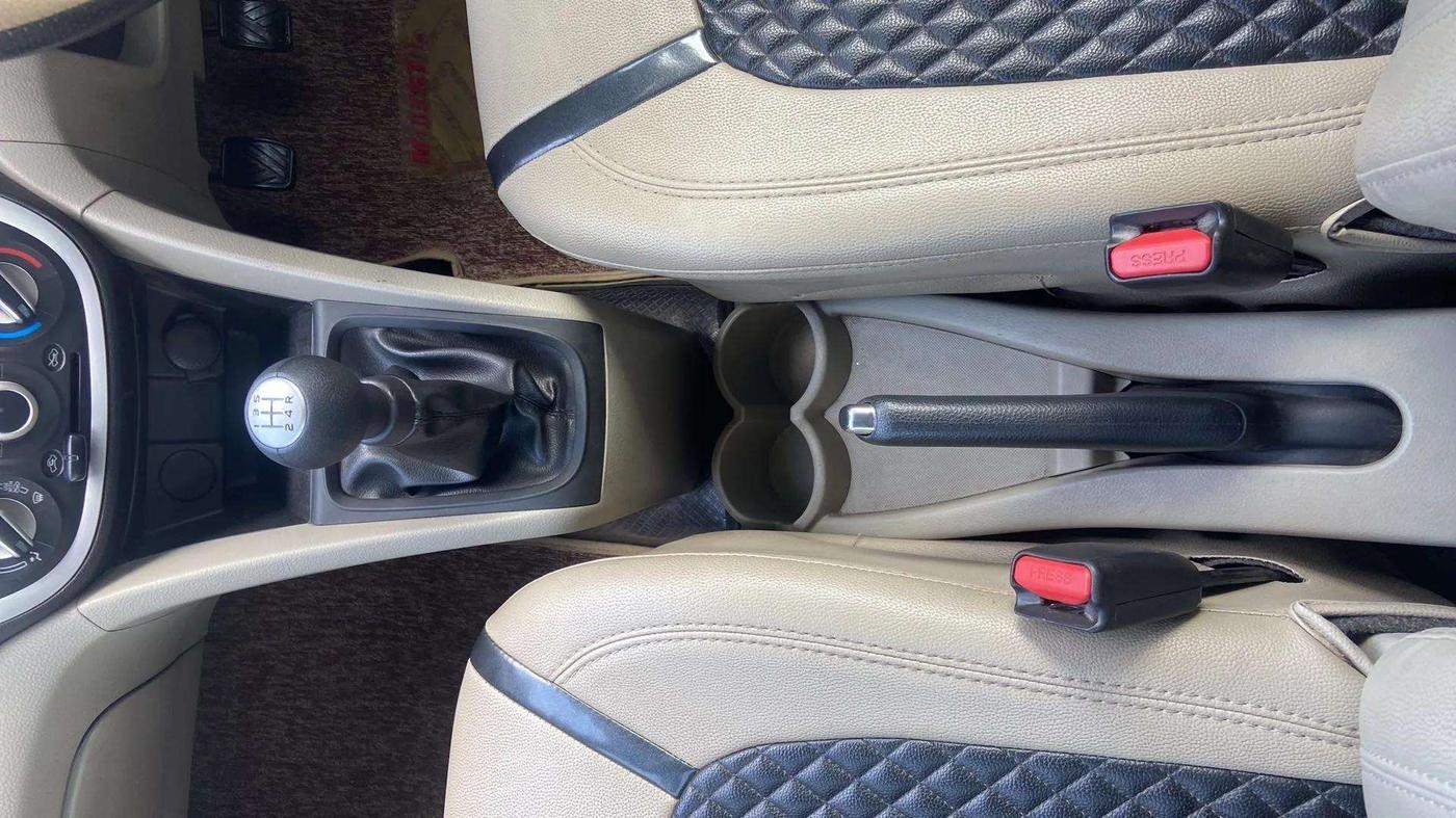 2017 Maruti Celerio VXI, Petrol, Manual, 69,106 km, Gear Lever