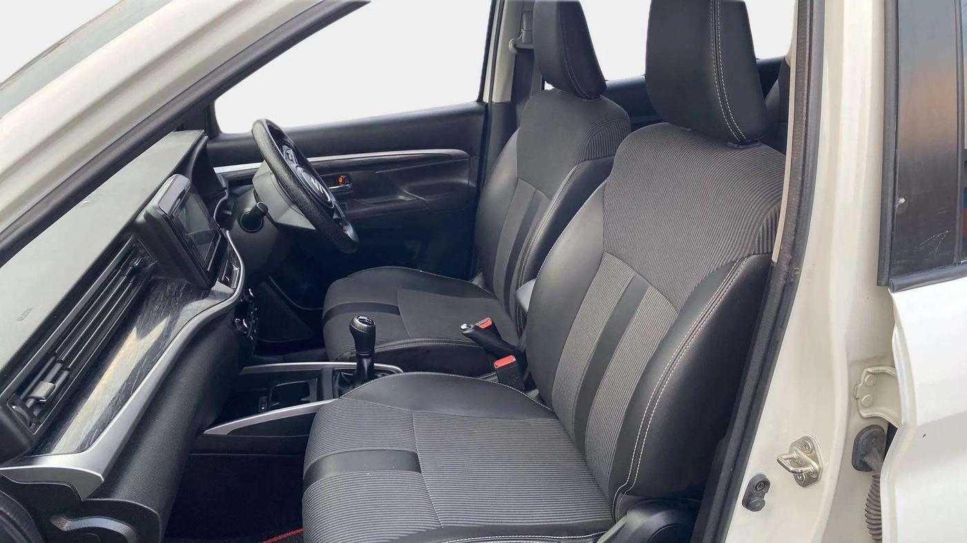 2020 Maruti XL6 ZETA MT, Petrol, Manual, 48,979 km, Right Side Front Door Cabin