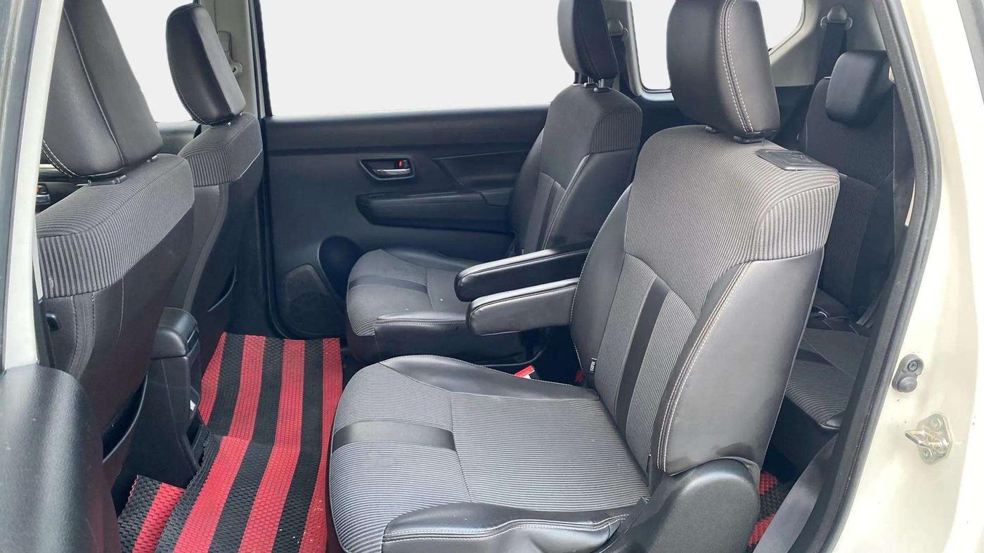 2020 Maruti XL6 ZETA MT, Petrol, Manual, 48,979 km, Right Side Rear Door Cabin