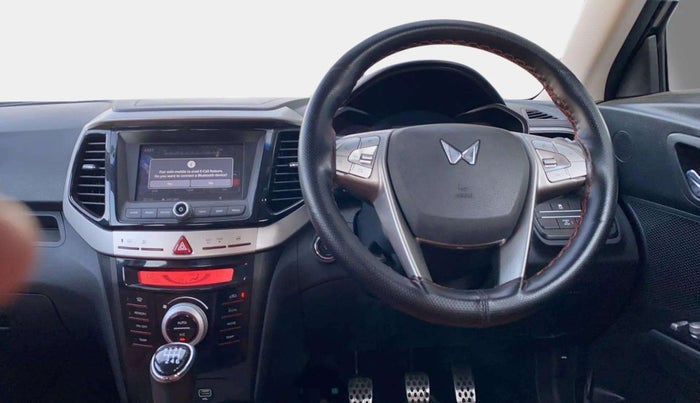 2022 Mahindra XUV300 W8 (O) 1.2 PETROL, Petrol, Manual, 14,260 km, Steering Wheel Close Up