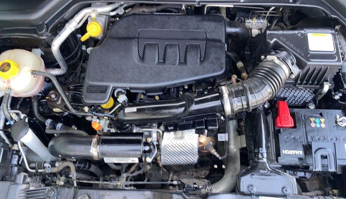 2022 Mahindra XUV300 W8 (O) 1.2 PETROL, Petrol, Manual, 14,260 km, Open Bonet