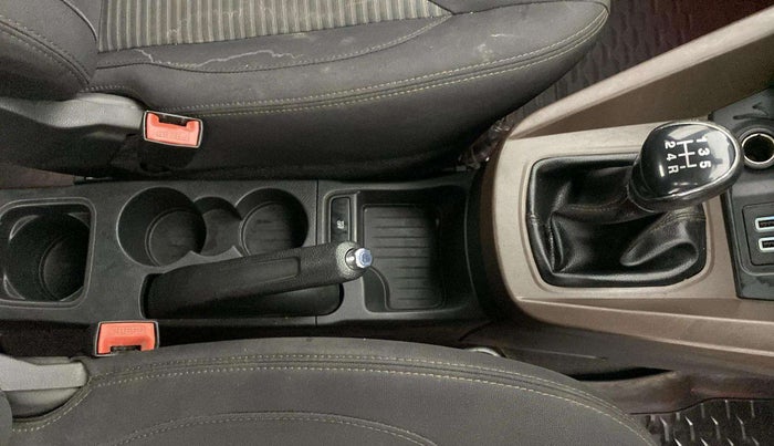 2019 Ford FREESTYLE TITANIUM PLUS 1.2 PETROL, Petrol, Manual, 78,619 km, Gear Lever