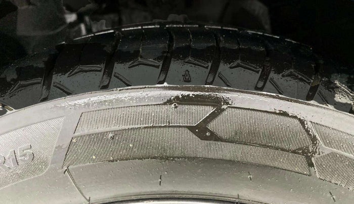 2019 Ford FREESTYLE TITANIUM PLUS 1.2 PETROL, Petrol, Manual, 78,619 km, Left Front Tyre Tread