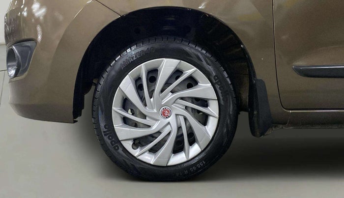 2015 Maruti Wagon R 1.0 VXI, Petrol, Manual, 63,143 km, Left Front Wheel