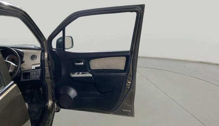 2015 Maruti Wagon R 1.0 VXI, Petrol, Manual, 63,143 km, RHS Front Door
