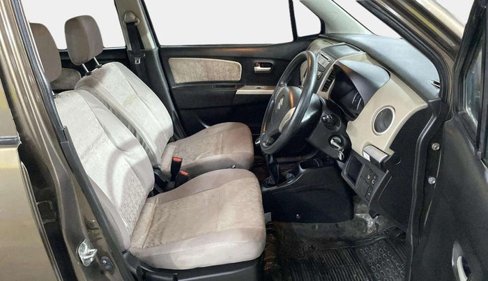 2015 Maruti Wagon R 1.0 VXI, Petrol, Manual, 63,143 km, Right Side Front Door Cabin