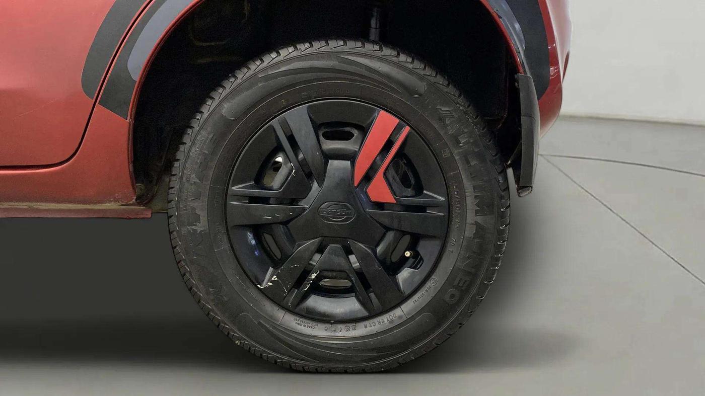 2018 Datsun Redi Go T(O) 0.8L LIMITED EDITION, Petrol, Manual, 28,414 km, Left Rear Wheel