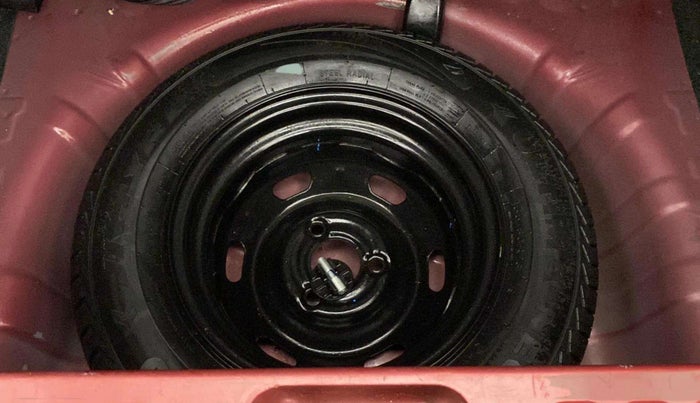 2018 Datsun Redi Go T(O) 0.8L LIMITED EDITION, Petrol, Manual, 28,168 km, Dicky (Boot door) - Tool missing