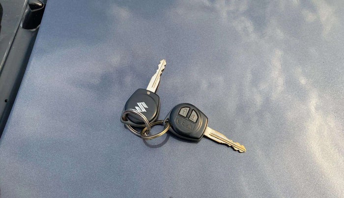 2018 Maruti Baleno DELTA CVT PETROL 1.2, Petrol, Automatic, 74,483 km, Key Close Up