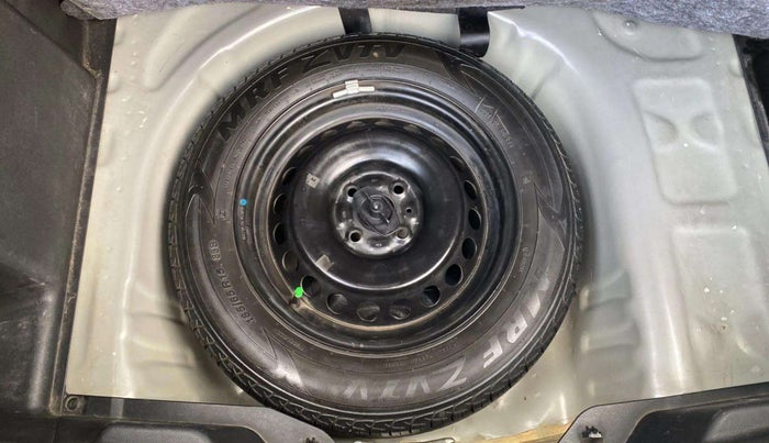 2018 Maruti Baleno DELTA CVT PETROL 1.2, Petrol, Automatic, 74,483 km, Dicky (Boot door) - Tool missing