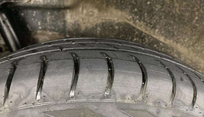 2016 Maruti Wagon R 1.0 VXI, Petrol, Manual, 42,280 km, Left Rear Tyre Tread