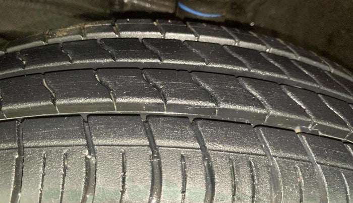 2022 Maruti S PRESSO VXI+, Petrol, Manual, 1,327 km, Left Front Tyre Tread